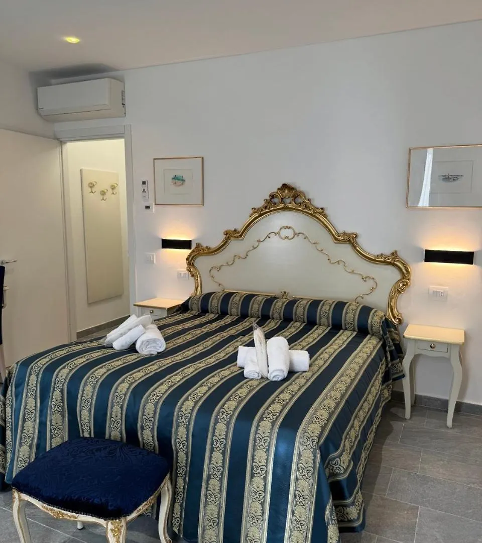 Ca'Paradiso Venice 0*,  Italy